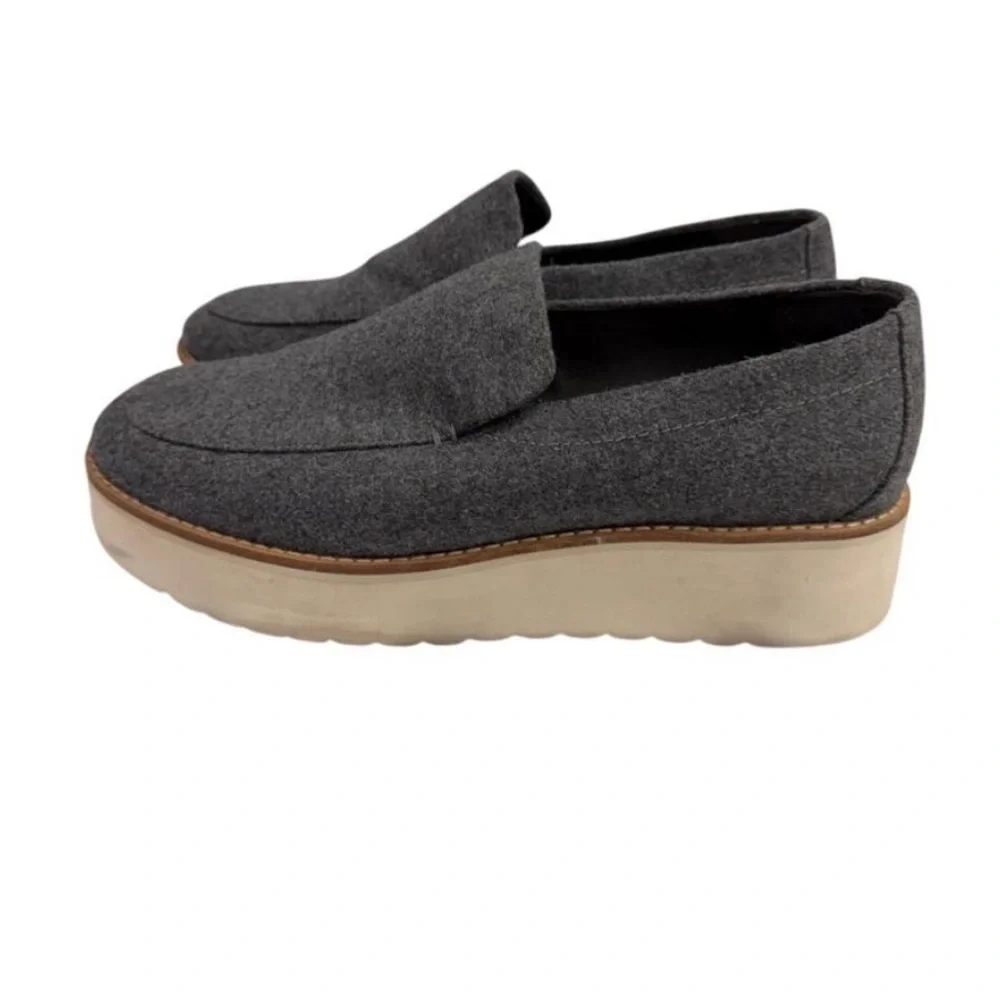 Vince. Women's Slip On Sneakers sz 7.5 Wool Blend #M972